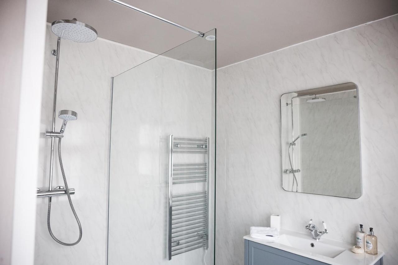 Taylour House - Edenbridge, Sleeps 10, Historic, Unique Yet Modern Villa Eksteriør bilde