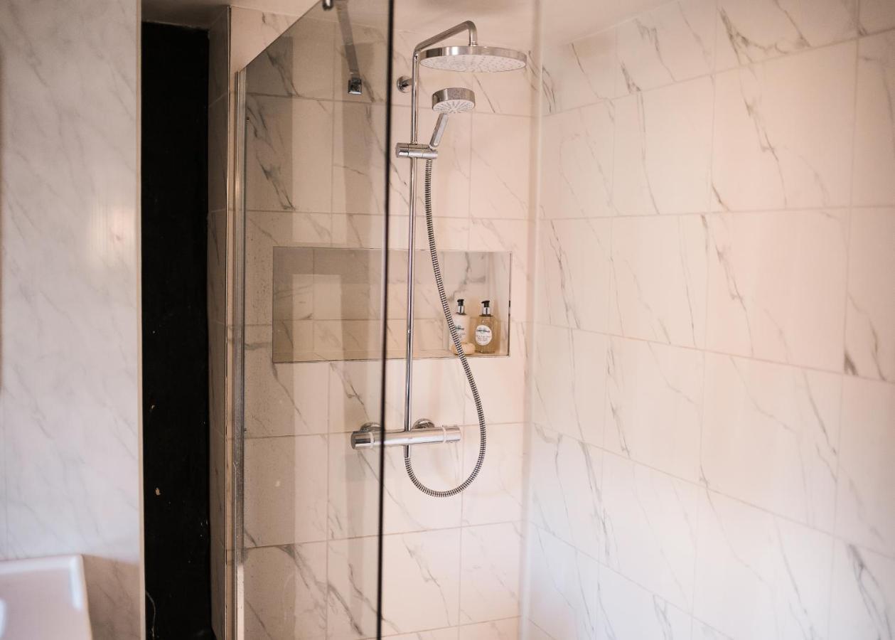 Taylour House - Edenbridge, Sleeps 10, Historic, Unique Yet Modern Villa Eksteriør bilde