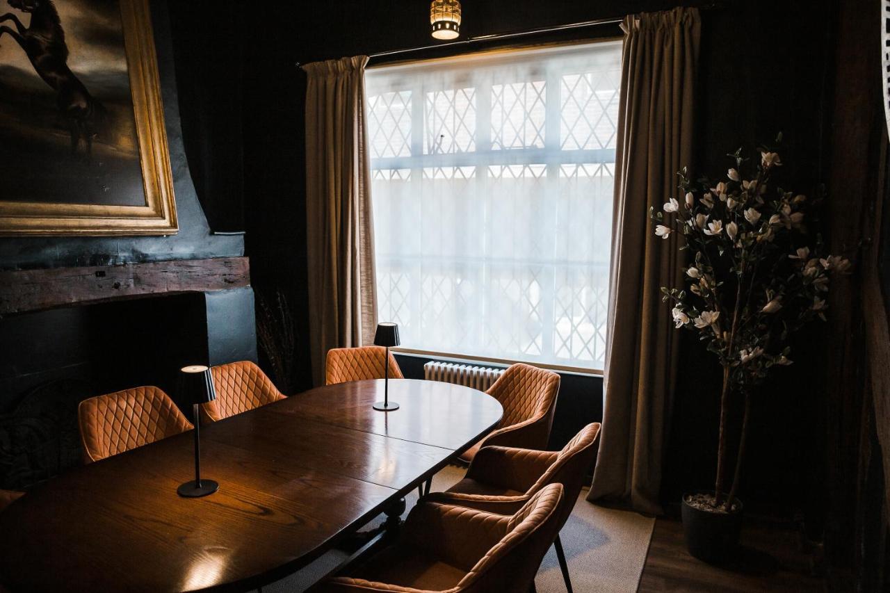 Taylour House - Edenbridge, Sleeps 10, Historic, Unique Yet Modern Villa Eksteriør bilde